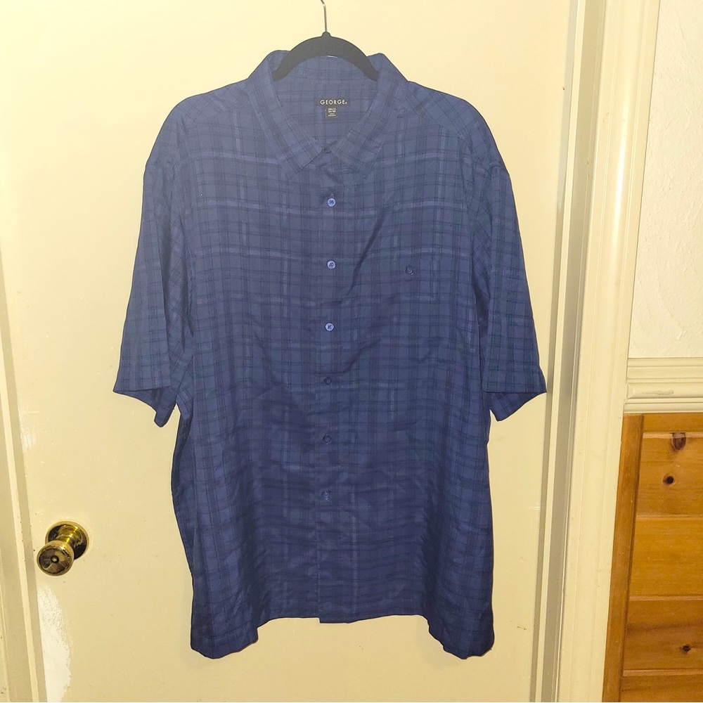 Men’s 3XL Blue Plaid Short Sleeve Collared Button Down Shirt